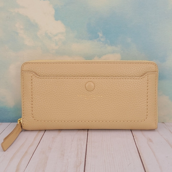 marc jacobs vertical zip wallet